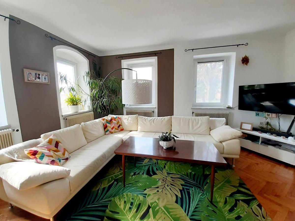Schoene Altbauwohnung Auf Dem Land Kallham Buitenkant foto